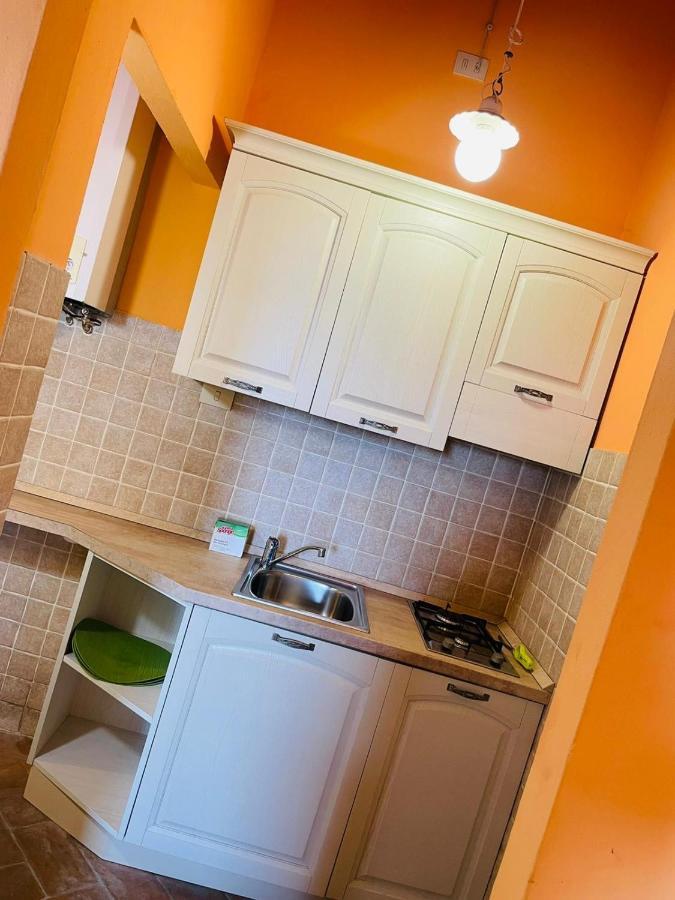 מונטלצ'ינו Agriturismo Fraschetta מראה חיצוני תמונה