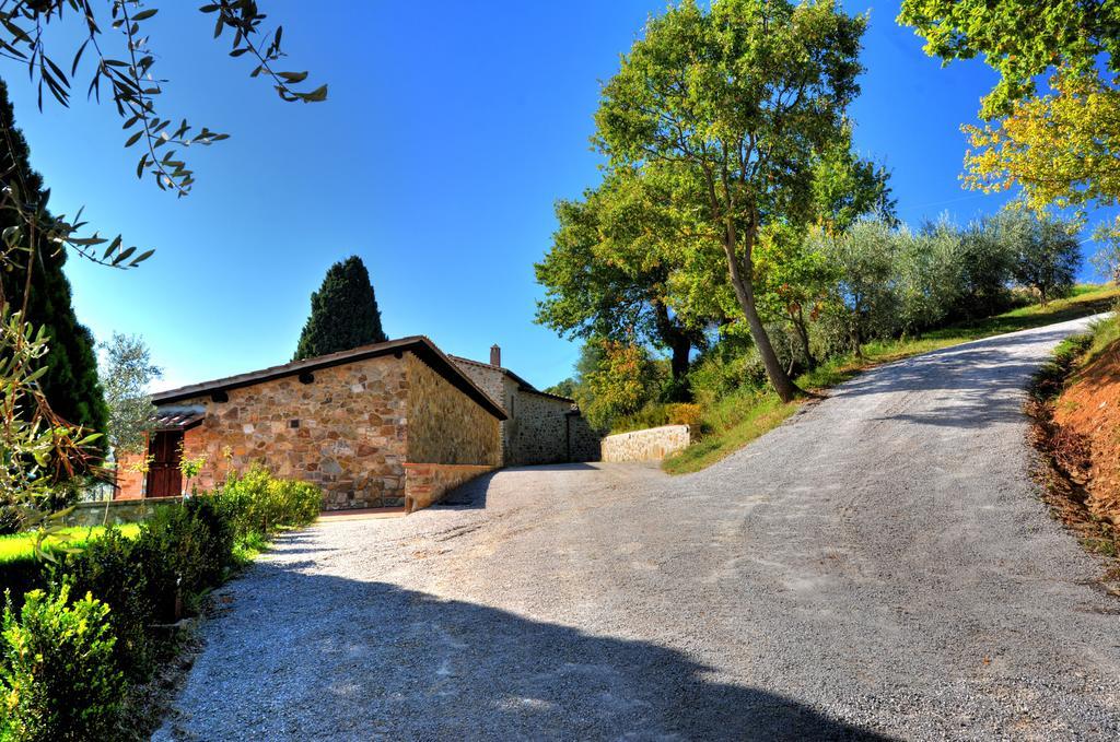 מונטלצ'ינו Agriturismo Fraschetta מראה חיצוני תמונה