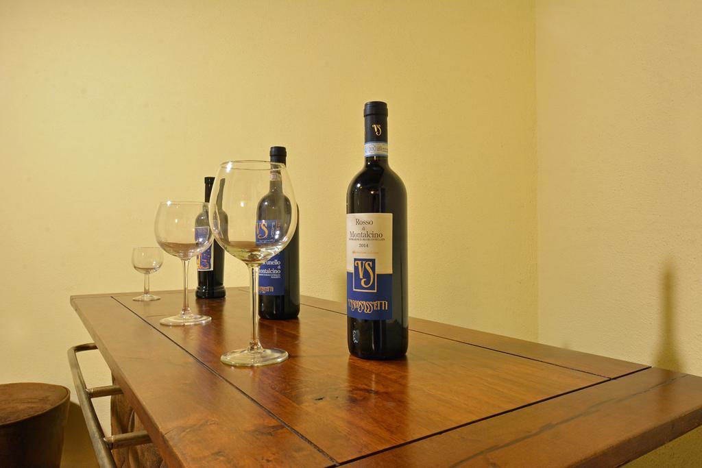 מונטלצ'ינו Agriturismo Fraschetta מראה חיצוני תמונה